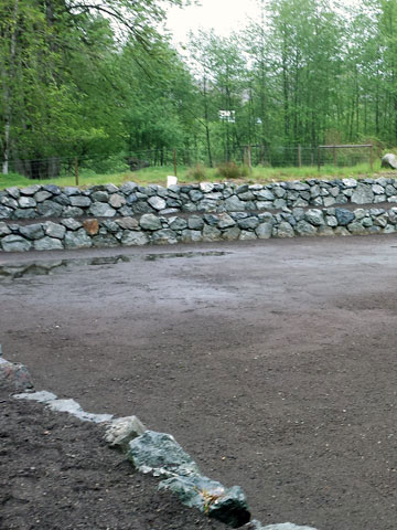 Natural Stone Retaining Walls