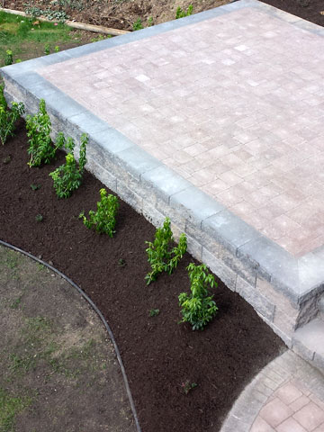 Flagstone and Interlock Stonework Patios and Walkways