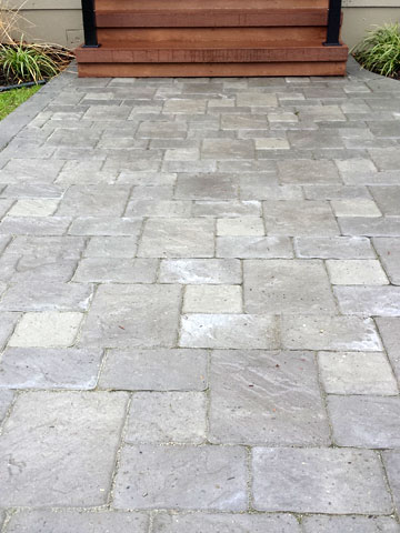 Flagstone and Interlock Stonework Patios and Walkways