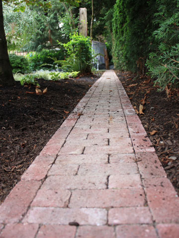 Flagstone and Interlock Stonework Patios and Walkways